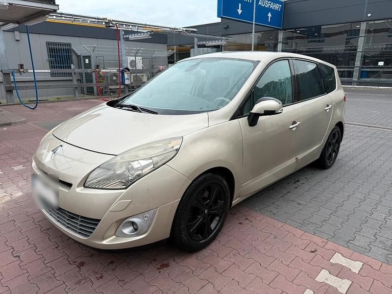 Gebraucht Renault Grand Scénic III 150 PS (110 kW) 2010 Beige Van / Kleinbus