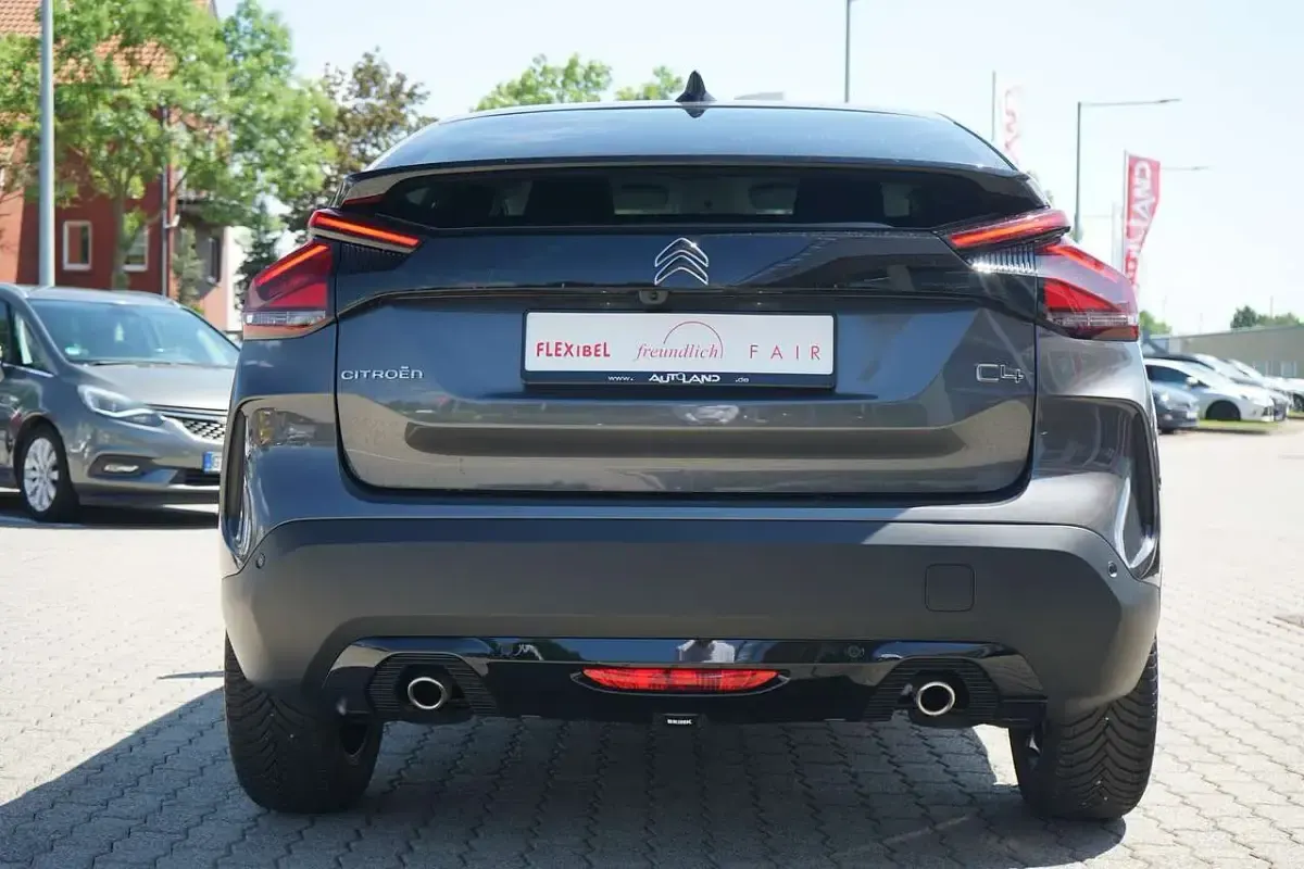 Gebraucht Citroën C4 X 131 PS (96 kW) 2023 Grau SUV