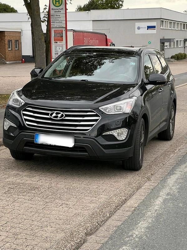 Schwarz Gebraucht 2014 Hyundai Grand Santa Fe SUV | 15.500 € (Fairer Preis) - Bild 1/4
