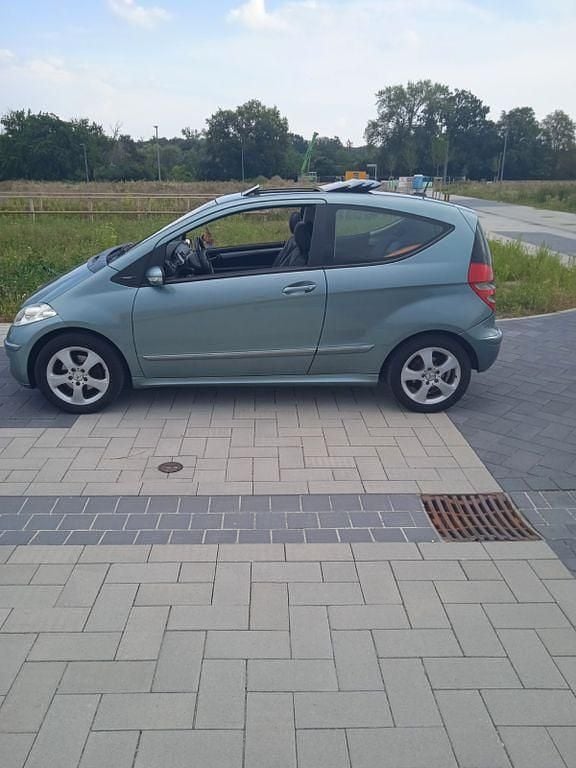 Gebraucht 2005 Mercedes A150 Avantgarde Van / Kleinbus | 2.999 € (Fairer Preis) - Bild 1/4