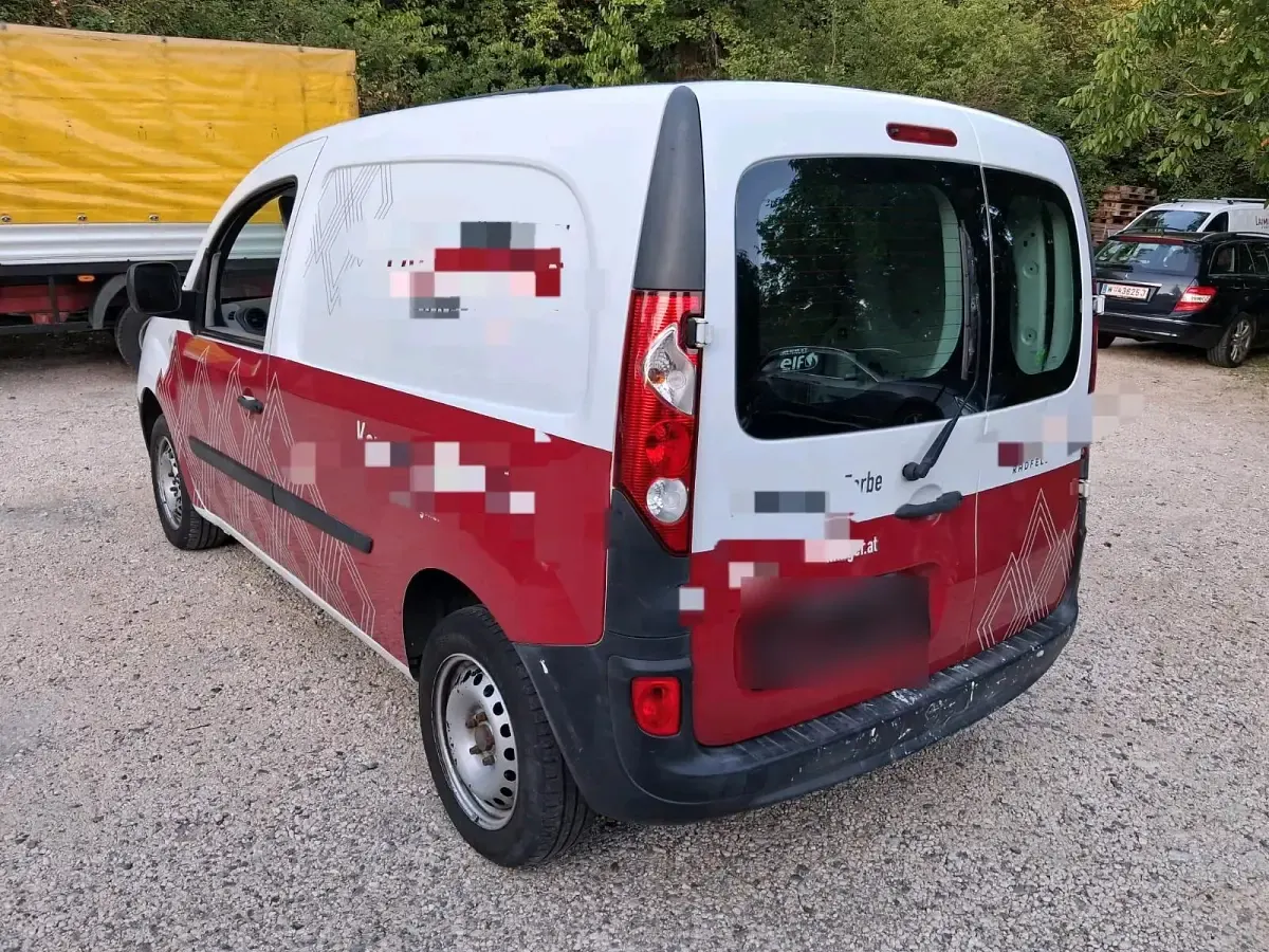 Gebraucht Renault Kangoo 68 PS (50 kW) 2010 Weiß Van / Kleinbus