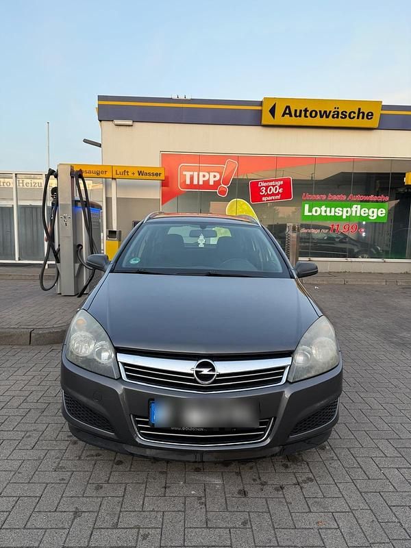 Grau Gebraucht 2009 Opel Astra Kombi | 2.000 € (Guter Preis) - Bild 1/4