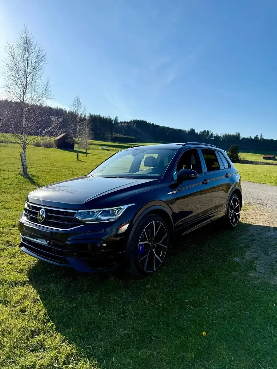 Gebraucht VW Tiguan R 320 PS (235 kW) 2022 Schwarz SUV