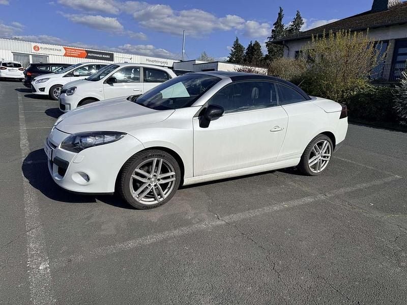 Gebraucht Renault Mégane Cabriolet Luxe 132 PS (97 kW) 2013 Weiß Cabrio