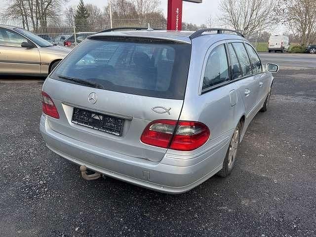 Gebraucht Mercedes E220 Avantgarde 170 PS (125 kW) 2007 Iridiumsilber  metalliclack Kombi