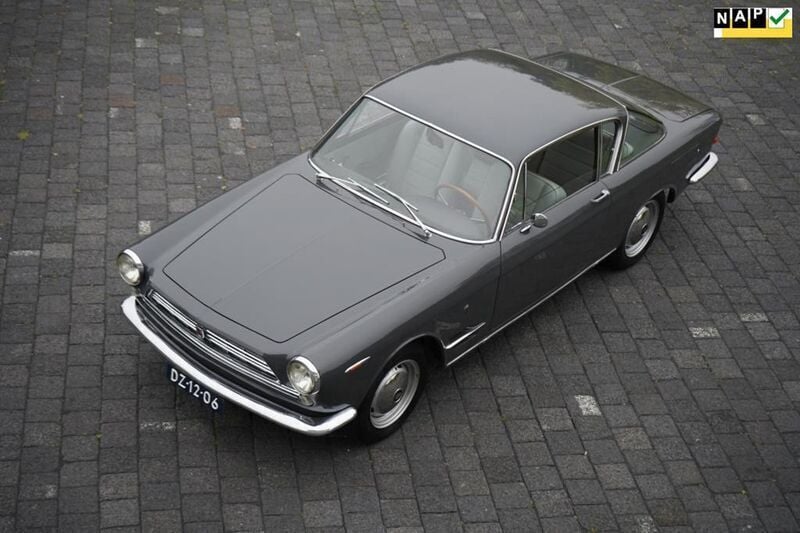 Grau Gebraucht 1964 Fiat 2300 Coupé | 48.000 € - Bild 1/4