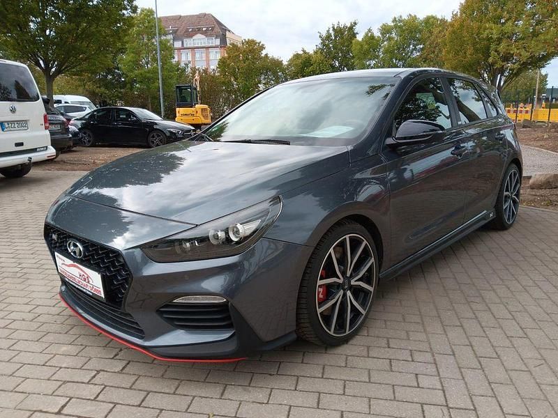 Micron gray / met Gebraucht 2019 Hyundai i30 N Performance Limousine | 22.900 € (Guter Preis) - Bild 1/4