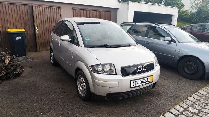 Gebraucht Audi A2 61 PS (44 kW) 2002 Silber Kleinwagen