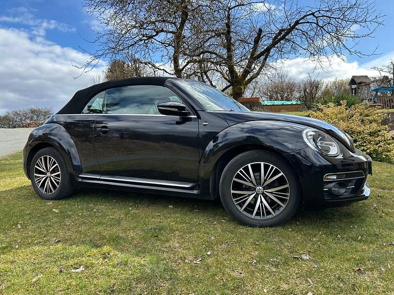 Gebraucht VW Beetle Exclusive 105 PS (77 kW) 2017 Schwarz Kleinwagen