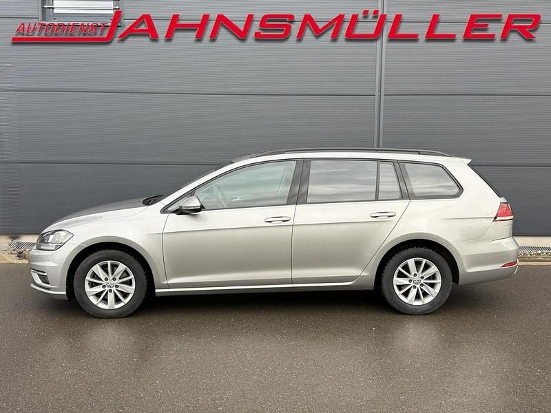 Gebraucht VW Golf VII 110 PS (80 kW) 2017 Silber Kombi