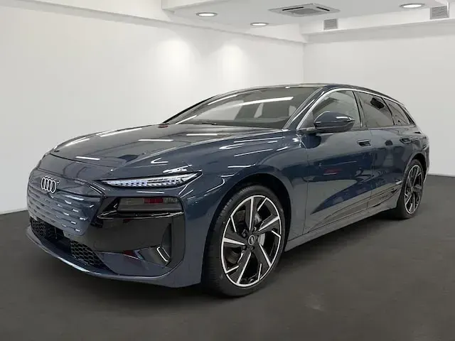 Gebraucht Audi A6 e-tron Sport 314 kW (428 PS) 2025 Plasmablau metallic Kombi