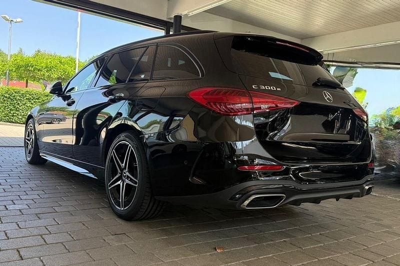 Gebraucht Mercedes C300e AMG 313 PS (230 kW) 2023 Kombi