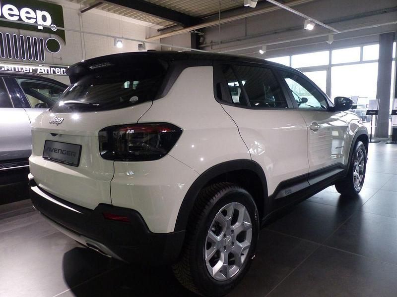 Neu Jeep Avenger Altitude 101 PS (74 kW) 2025 Weiß SUV