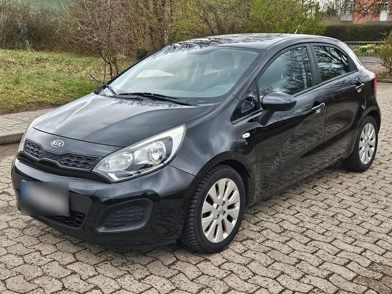 Gebraucht Kia Rio 86 PS (63 kW) 2012 Schwarz Kleinwagen
