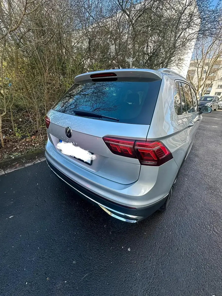 Gebraucht VW Tiguan Elegance 150 PS (110 kW) 2020 Silber SUV