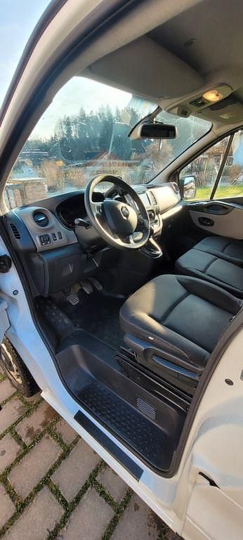 Gebraucht Renault Trafic 125 PS (91 kW) 2018 Weiß Van / Kleinbus