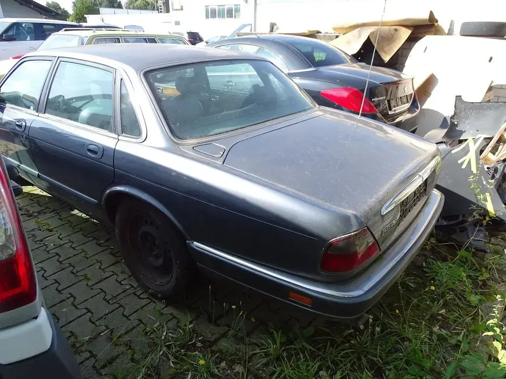 Gebraucht Jaguar XJ6 211 PS (155 kW) 1996 Grau Limousine