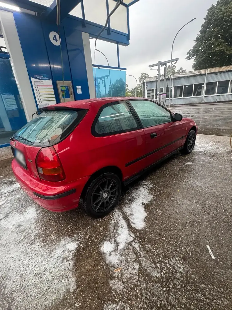 Gebraucht Honda Civic 75 PS (55 kW) 1997 Rot Kleinwagen