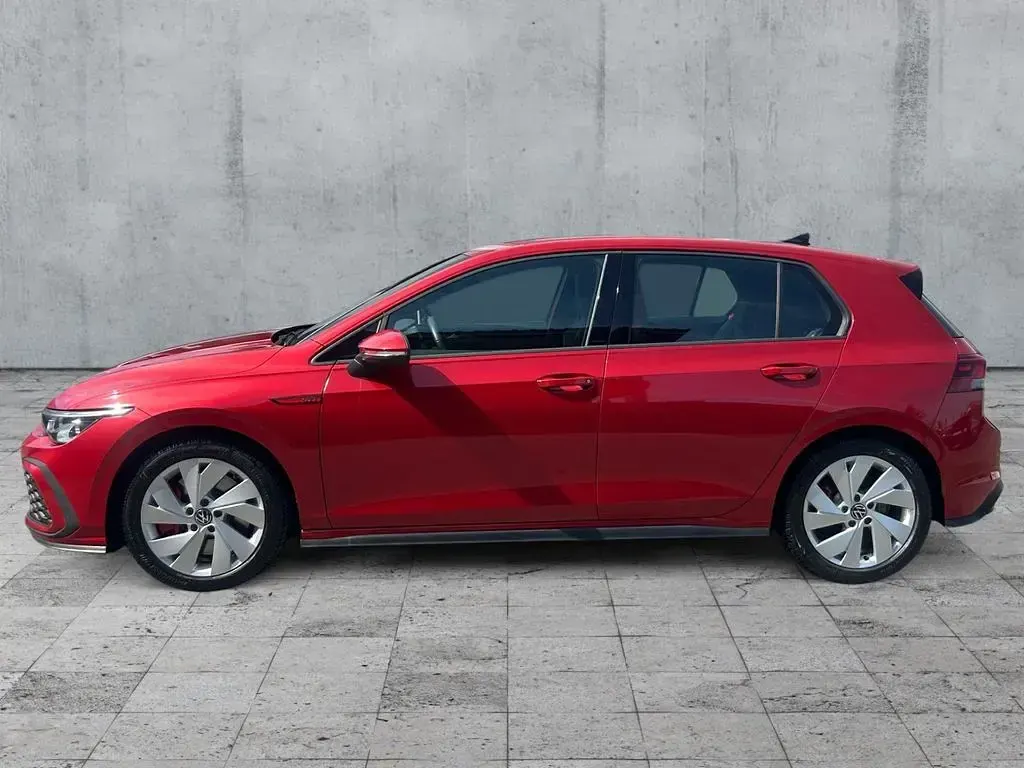 Gebraucht VW Golf VIII GTI 245 PS (180 kW) 2024 Kings red metallic Limousine