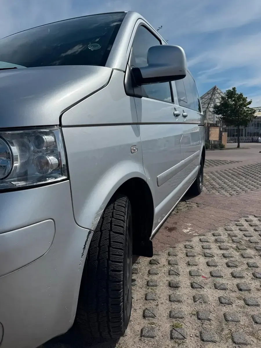Gebraucht VW Multivan 174 PS (127 kW) 2010 Silber Van / Kleinbus