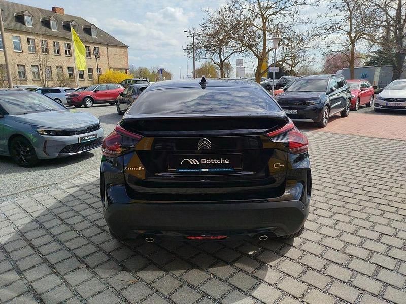 Gebraucht Citroën C4 PureTech 131 PS (96 kW) 2023 Lackierung schwarz perla nera/typ aussenverkleidung metalliclackierung SUV