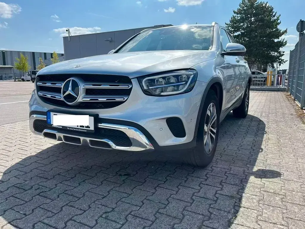 Gebraucht Mercedes GLC220 194 PS (142 kW) 2021 Silber SUV