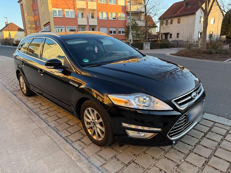 Gebraucht Ford Mondeo Trend 200 PS (147 kW) 2014 Schwarz Kombi