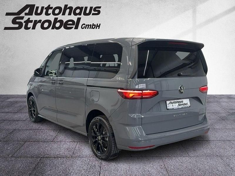 Neu VW Multivan Life 150 PS (110 kW) 2025 Grau Van