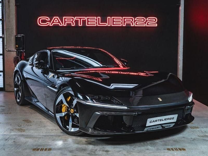 Neu Ferrari 12 Cilindri 831 PS (611 kW) 2025 Schwarz Cabrio