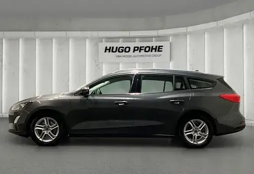 Gebraucht Ford Focus Cool & Connect 125 PS (91 kW) 2022 Grau Kombi