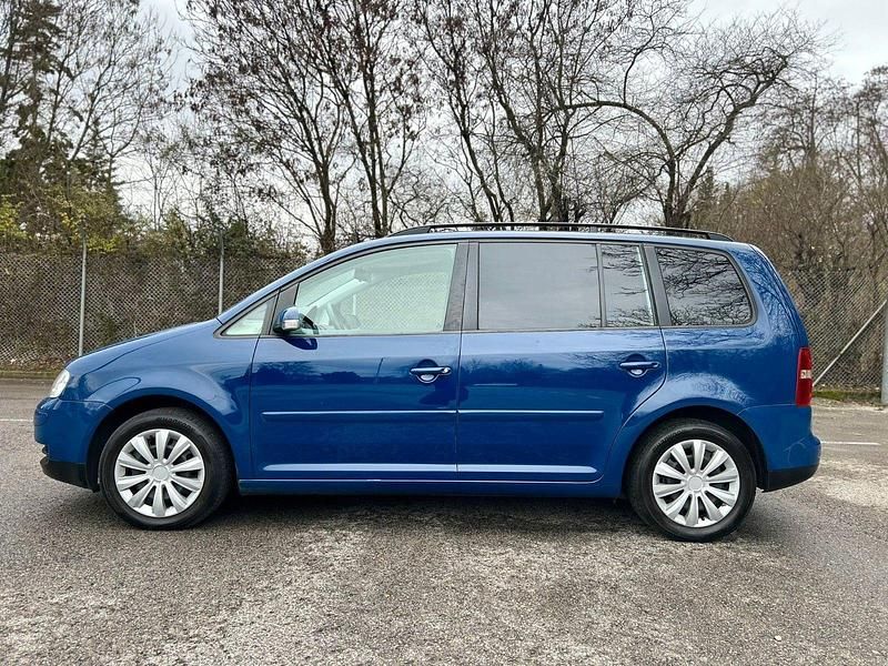 Gebraucht VW Touran Trendline 116 PS (85 kW) 2005 Blau Van / Kleinbus