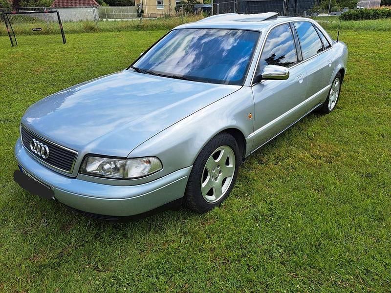 Silber Gebraucht 1998 Audi S8 Sport Limousine | 7.200 € (Fairer Preis) - Bild 1/4