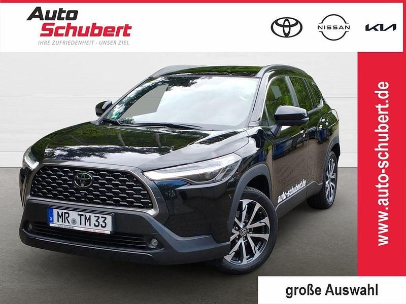 Schwarz Gebraucht 2025 Toyota Corolla Cross Lounge SUV | 41.590 € (Etwas zu teuer) - Bild 1/3