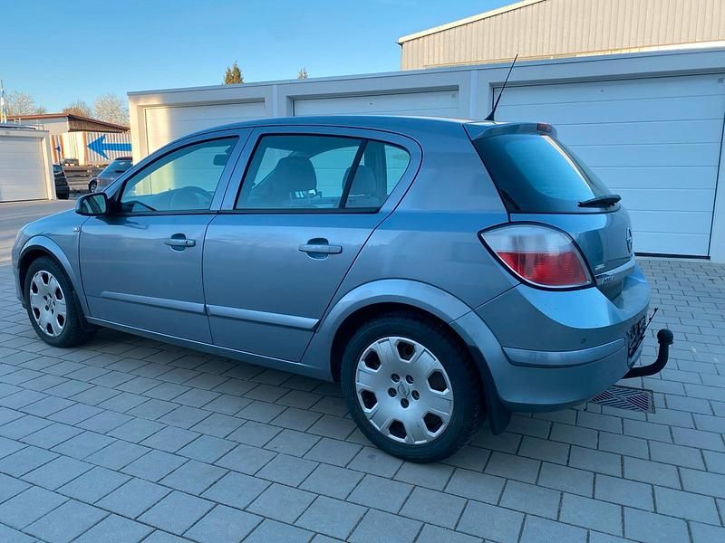 Usata Opel Astra 2004 Argento Utilitaria