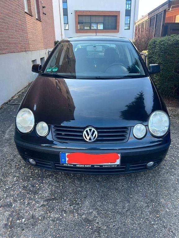 Gebraucht VW Polo Comfortline 64 PS (47 kW) 2003 Schwarz Limousine