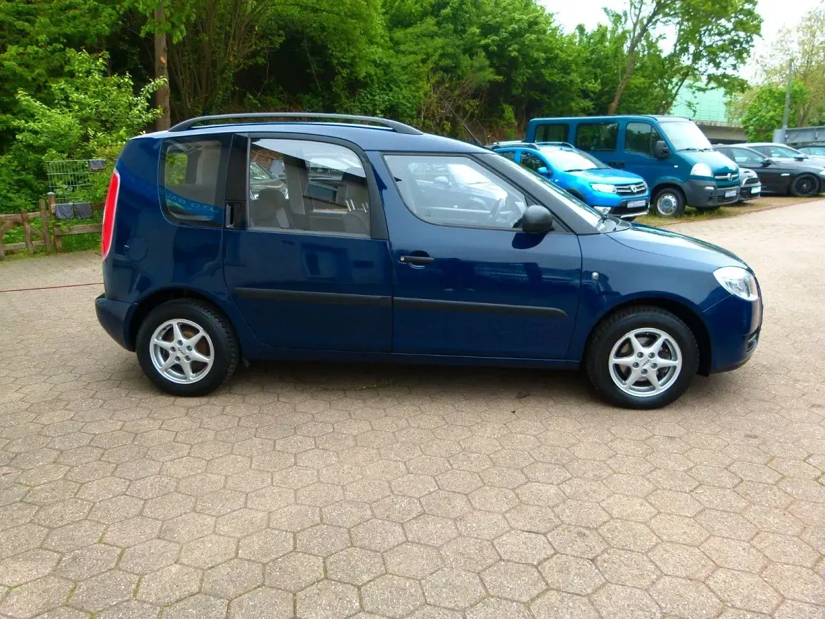 Gebraucht Skoda Roomster Plus Edition 69 PS (50 kW) 2009 Blau Van / Kleinbus