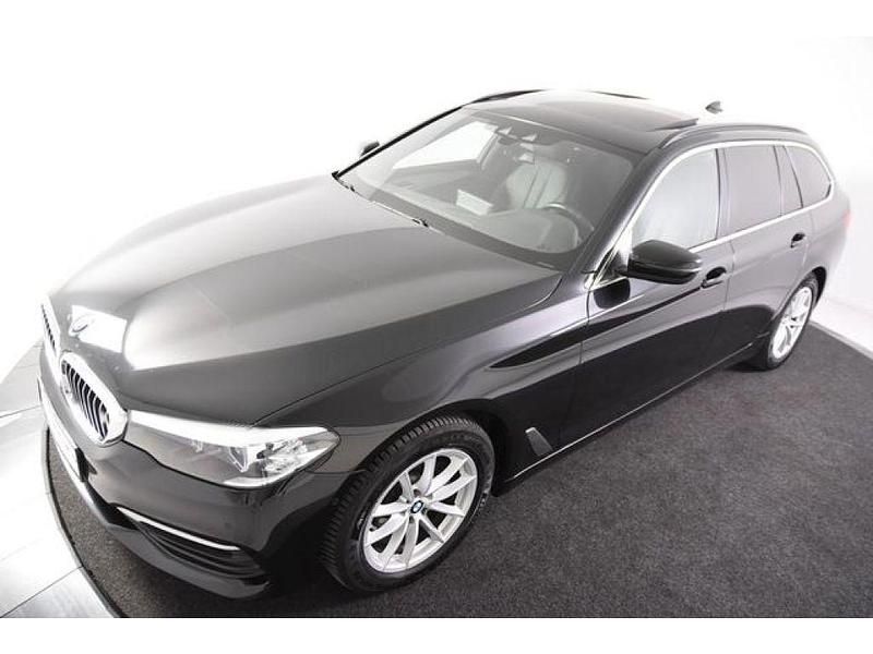 Gebraucht BMW 520 190 PS (139 kW) 2020 Schwarz (metallic) Kombi
