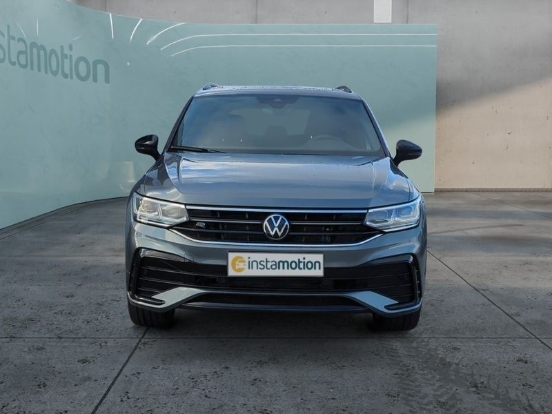 Grau Gebraucht 2024 VW Tiguan Allspace R SUV | 46.650 € (Etwas zu teuer) - Bild 1/3