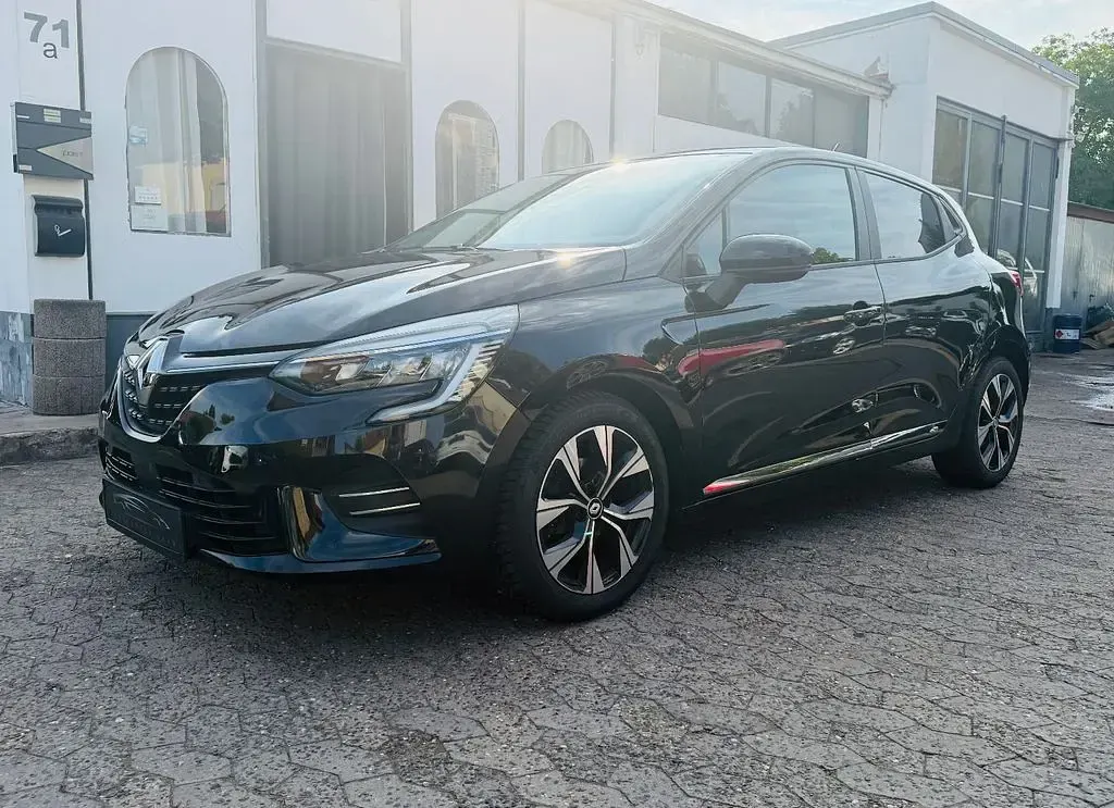 Gebraucht Renault Clio V 91 PS (66 kW) 2023 Schwarz Limousine