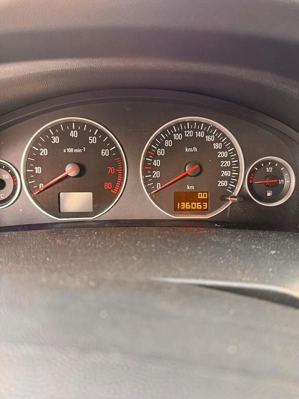 Gebraucht Opel Vectra 155 PS (114 kW) 2004 Silber Limousine