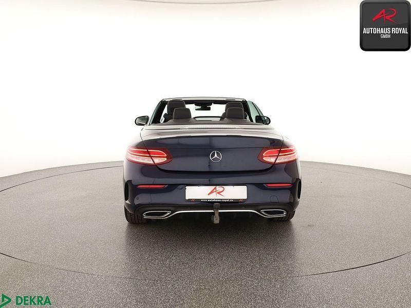 Gebraucht Mercedes C300 AMG 245 PS (180 kW) 2021 Blau Cabrio