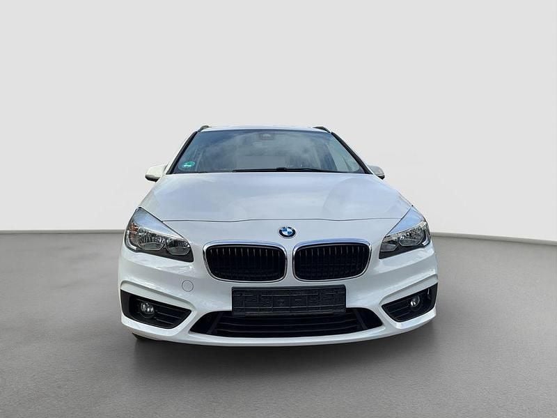 Gebraucht BMW 220 Advantage 192 PS (141 kW) 2017 Weiß Kombi