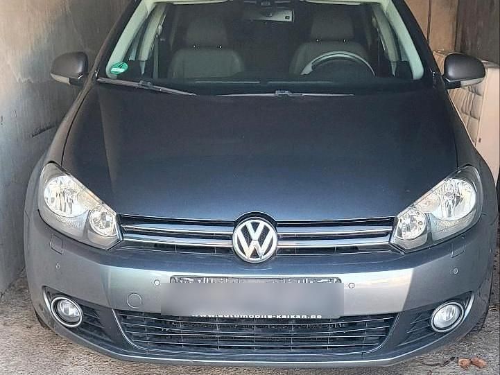 Grau Gebraucht 2010 VW Golf Kombi | 6.450 € (Guter Preis) - Bild 1/4
