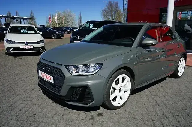 Second-hand Audi A1 Comfort 2022 Andere SUV