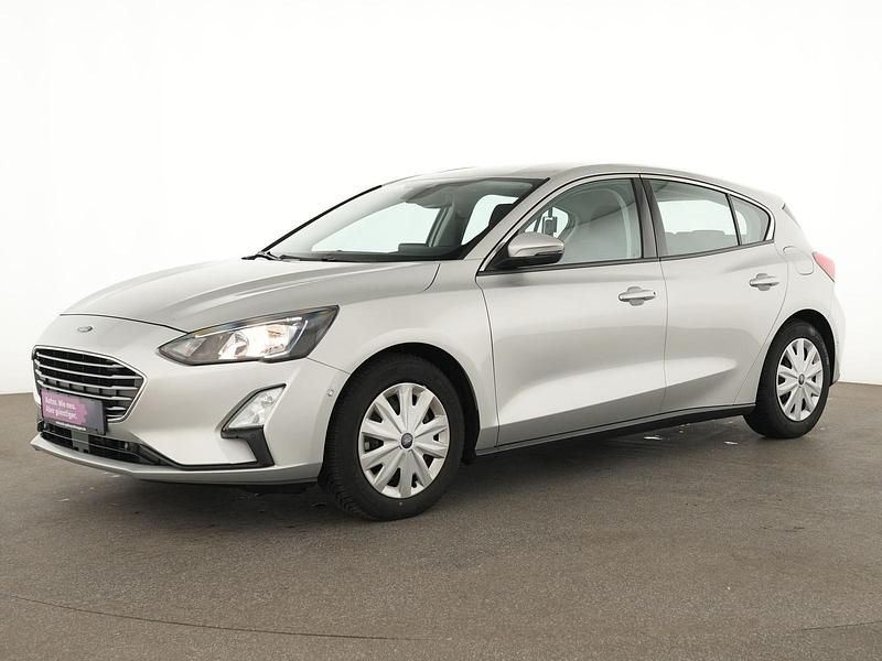 Polar silber Gebraucht 2020 Ford Focus Cool & Connect Limousine | 14.845 € (Guter Preis) - Bild 1/4