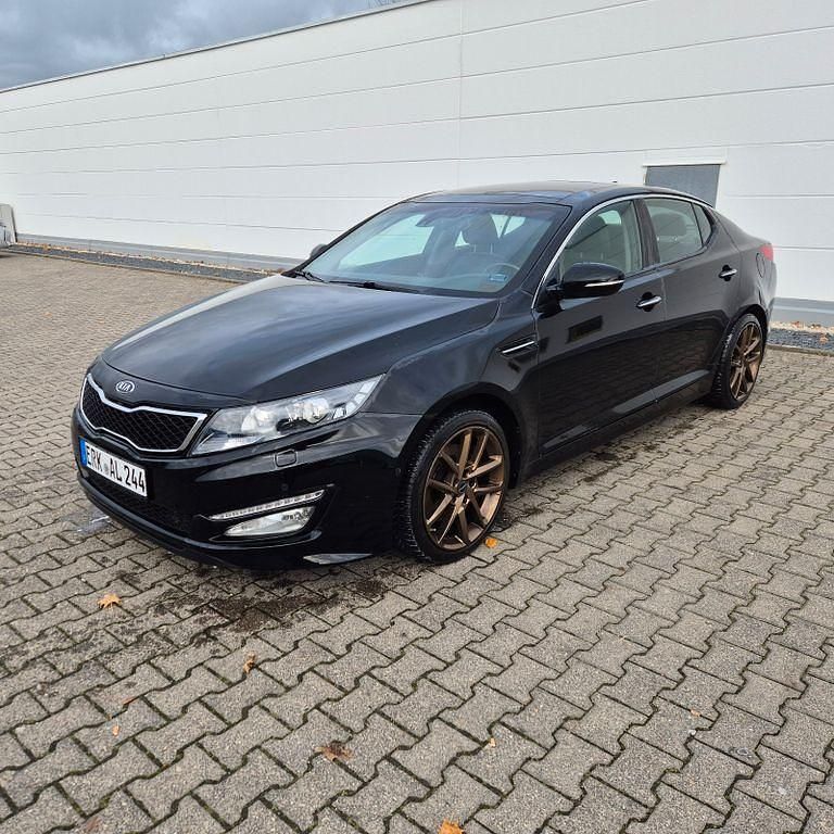Schwarz Gebraucht 2013 Kia Optima Spirit Limousine | 7.499 € (Superpreis) - Bild 1/4