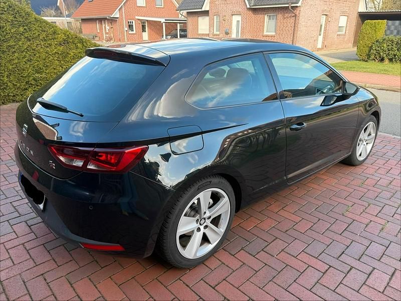 Second-hand Seat Leon 120 CP (88 kW) 2014 Negru Coupe