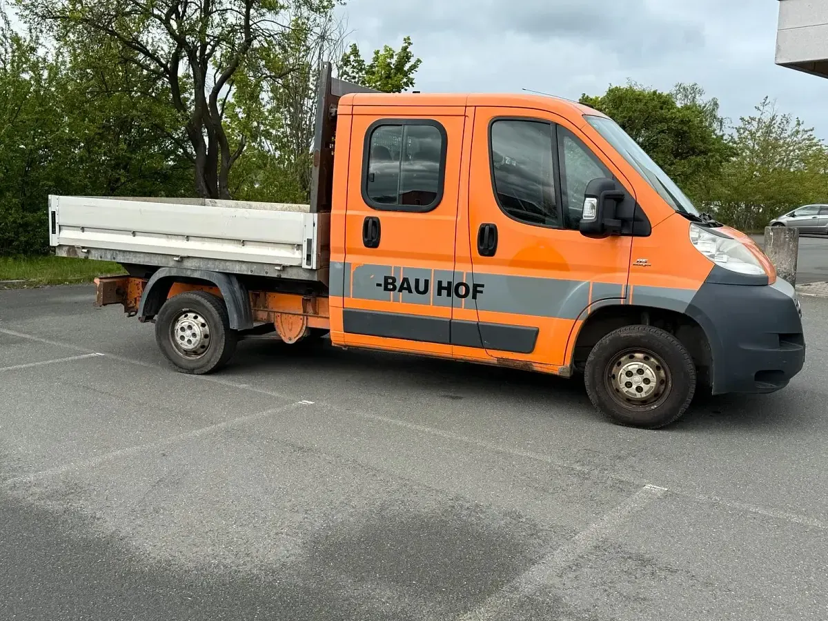 Gebraucht Fiat Ducato 115 PS (84 kW) 2012 Orange Van