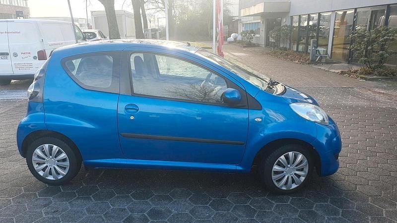 Blau Gebraucht 2009 Citroën C1 Kleinwagen | 2.900 € (Fairer Preis) - Bild 1/4