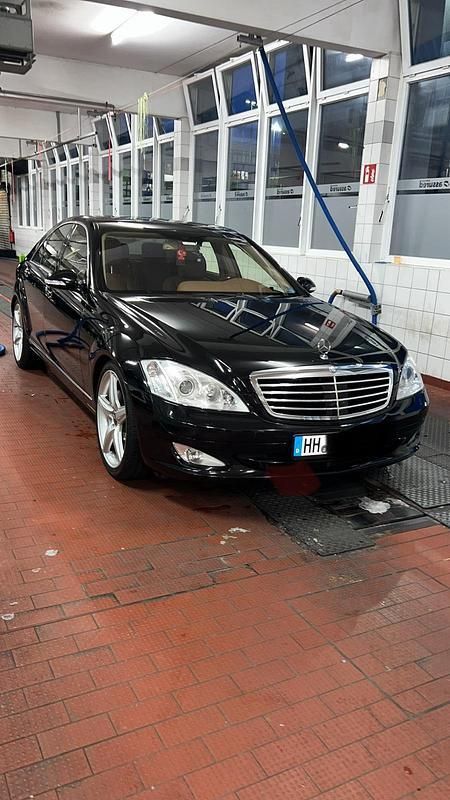 Schwarz Gebraucht 2005 Mercedes S500 Limousine | 14.500 € (Fairer Preis) - Bild 1/4
